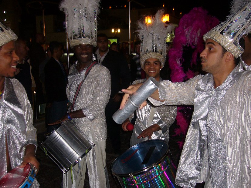 Strassenumzug Percussion Samba Batucada Trommler Show in Ägypten, Sharm El Sheikh 5
